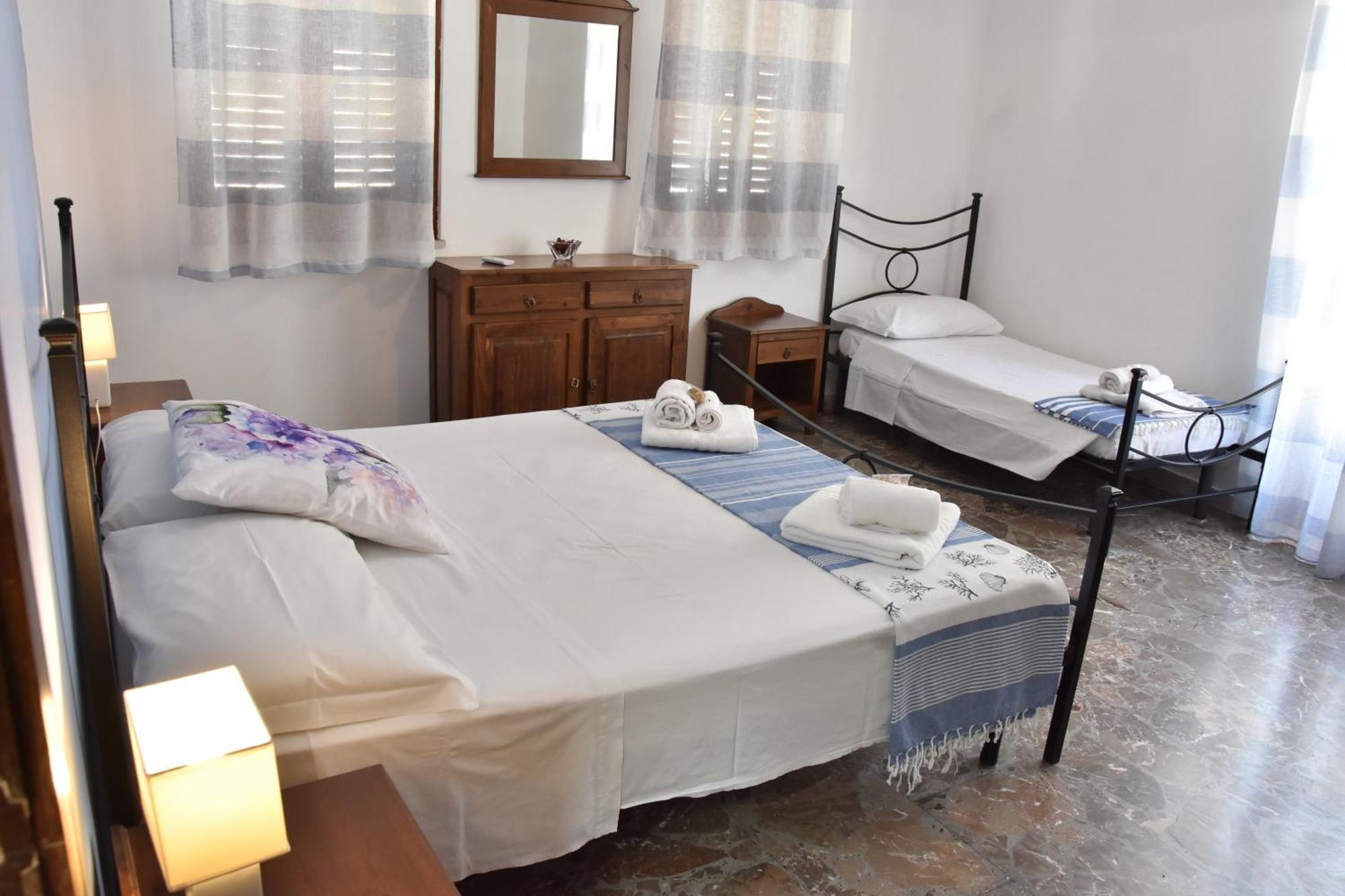 Plaza Apartment Giardini Naxos Exterior photo
